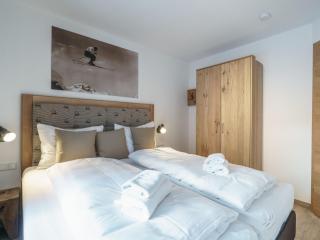 Luxurious holiday home in Piesendorf with sauna - Piesendorf - 3