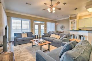 Waterfront Lake Conroe Getaway with Multiple Decks! - 9