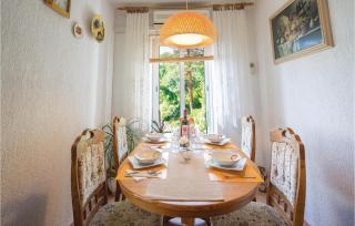 Amazing Apartment In Kraljevica - 8