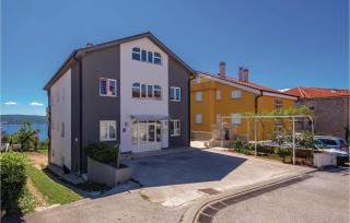 1 Bedroom Cozy Apartment In Crikvenica - 6