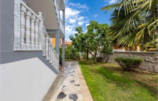 1 Bedroom Amazing Apartment In Marsici - Sveti Vid-Miholjice - 1