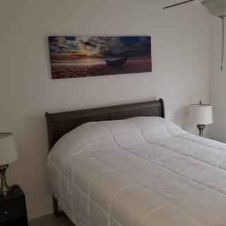 Brown's Oasis - Cape Coral - 8