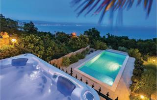 Amazing Home In Medveja With Jacuzzi - Medveja - 9
