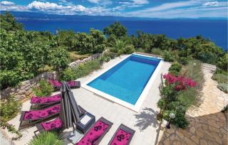 Amazing Home In Medveja With Jacuzzi - Medveja - 1
