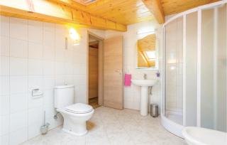 Beautiful Home In Medveja - 7