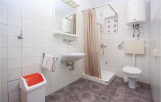 Two-Bedroom Apartment In Vodice - Vodice - 1