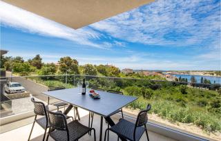 Amazing Apartment In Simuni With Wifi - Šimuni - 9