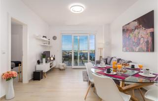 Amazing Apartment In Simuni With Wifi - Šimuni - 6