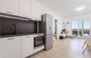 Amazing Apartment In Simuni With Wifi - Šimuni - 4