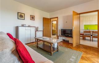Two-Bedroom Apartment In Medulin - Medulin - 0