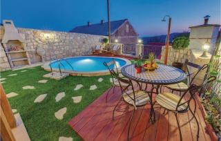 2 Bedroom Cozy Home In Grizane - 4