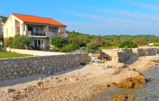 Amazing Apartment In Dobropoljana - 9