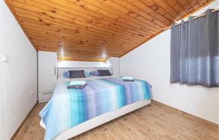 Beautiful Apartment In Kastel Stafilic - Kaštela - 3