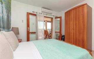 Two-Bedroom Apartment In Pirovac - Pirovac - 1