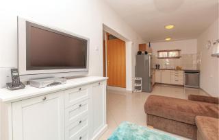 Two-Bedroom Apartment In Pirovac - Pirovac - 4