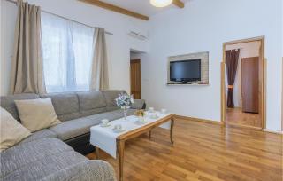 3 Bedroom Amazing Home In Sikici - Škatari - 3