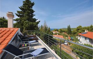 One-Bedroom Apartment In Stari Grad - 7