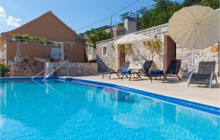 Two-Bedroom Holiday Home In Mokalo - Orebić - 1