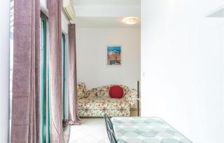Beautiful Apartment In Kastel Stafilic - 6