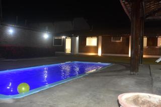 Casa aconchegante com piscina e muito espaço verde - 1