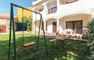 1 Bedroom Amazing Apartment In Sisan - 6