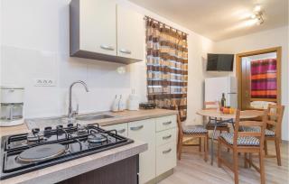 Two-Bedroom Apartment In Peroj - Peroj - 6