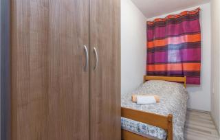 Two-Bedroom Apartment In Peroj - Peroj - 3