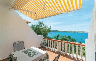 Lovely Apartment In Kustici With Wifi - 0