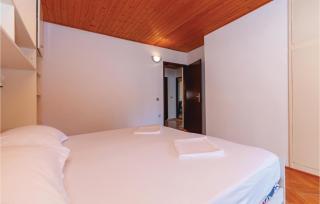 Two-Bedroom Apartment In Jadrija - 7