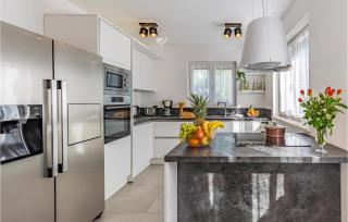 4 Bedroom Cozy Home In Medulin - Medulin - 5