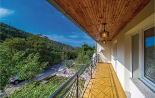 2 Bedroom Gorgeous Apartment In Knezica - 5