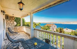 Gorgeous Apartment In Jadranovo - Jadranovo - 9