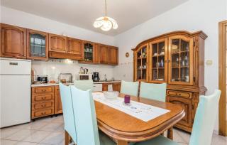 2 Bedroom Cozy Apartment In Matulji - 7