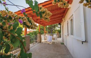 Holiday Home Jelsa Vitarnja - 4