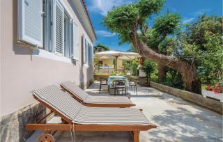 Cozy Home In Banjol With Wifi - Banjol - 8