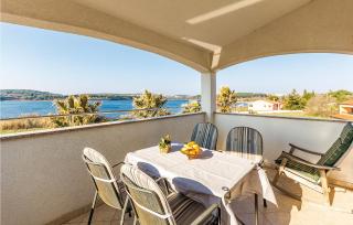 One-Bedroom Apartment In Pula - 9