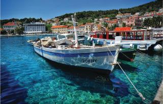 2 Bedroom Nice Home In Stari Grad - Stari Grad - 8