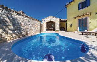 Holiday Home Barban 67 With Outdoor Swimmingpool - Barban - 2