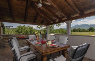 Awesome Home In Zatka - Kostrčani - 3