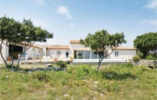 5 Bedroom Gorgeous Home In Poulx - 2