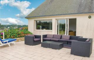 Awesome Home In Saint Pabu With Sauna - Saint-Pabu - 7