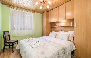 2 Bedroom Awesome Home In Opatija - Marčelji - 9