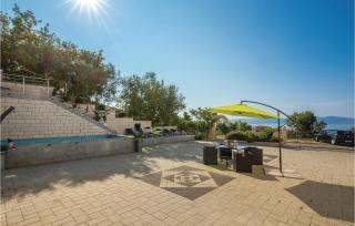 Beautiful Apartment In Crikvenica - Crikvenica - 4