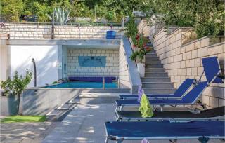 Beautiful Apartment In Crikvenica - Crikvenica - 3