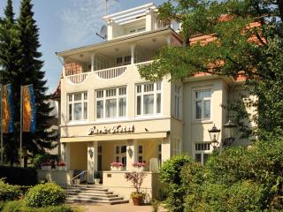 Park-Hotel - Timmendorfer Strand - 0