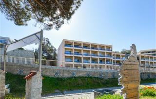 1 Bedroom Lovely Apartment In Propriano - Propriano - 5