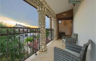 Gorgeous Home In Jadreski With Kitchen - Jadreški - 6