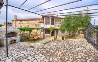 Gorgeous Home In Jadreski With Kitchen - Jadreški - 5