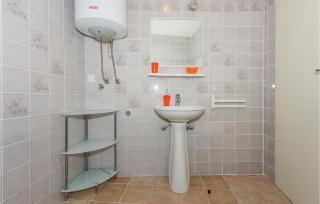 One-Bedroom Apartment In Rogoznica - Rogoznica - 2