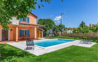 Two-Bedroom Holiday Home In Banjole - Banjole - 4